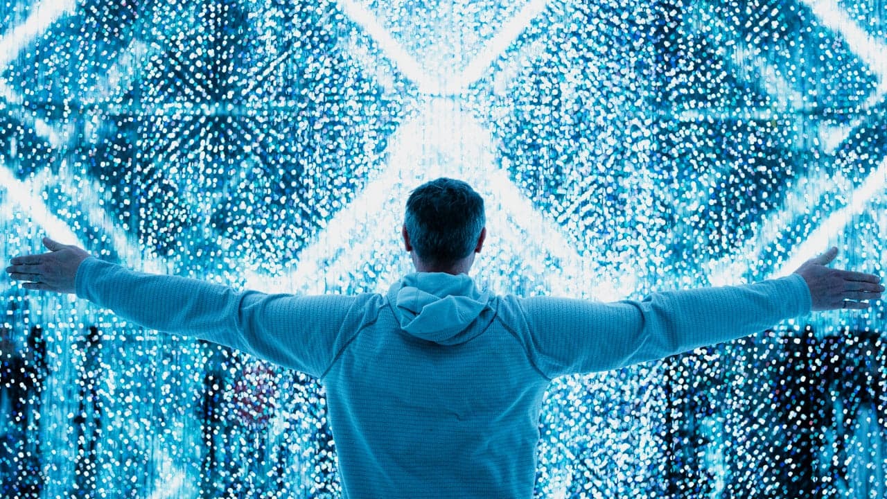 AI tra limiti e nuove frontiere: privacy multimodale e comprensione fisica AI tra limiti e nuove frontiere: privacy multimodale e comprensione fisica